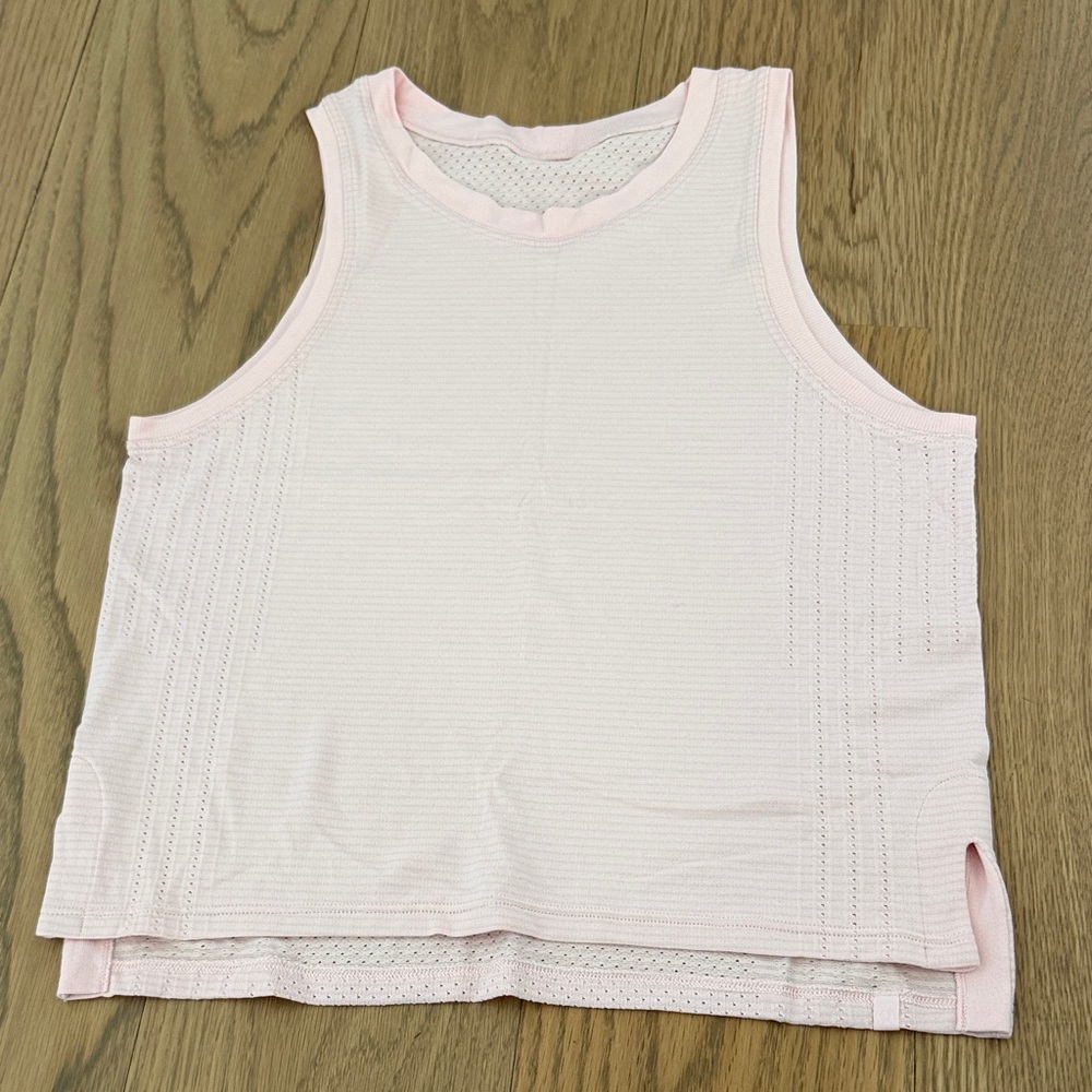 Strawberry Milkshake Lululemon Train to Be Tank size 0